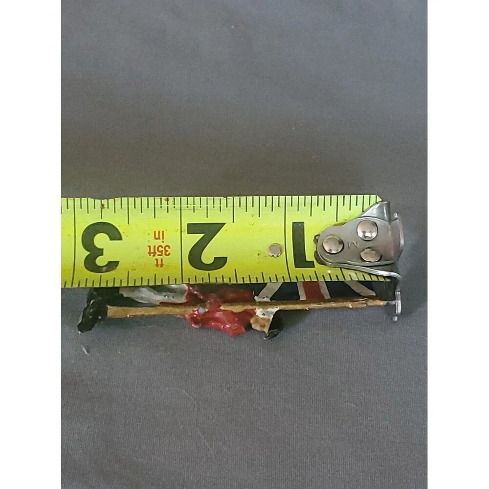 Revolutionary War British Hand Painted Flats Lead Toy Soldier Flag Bearer